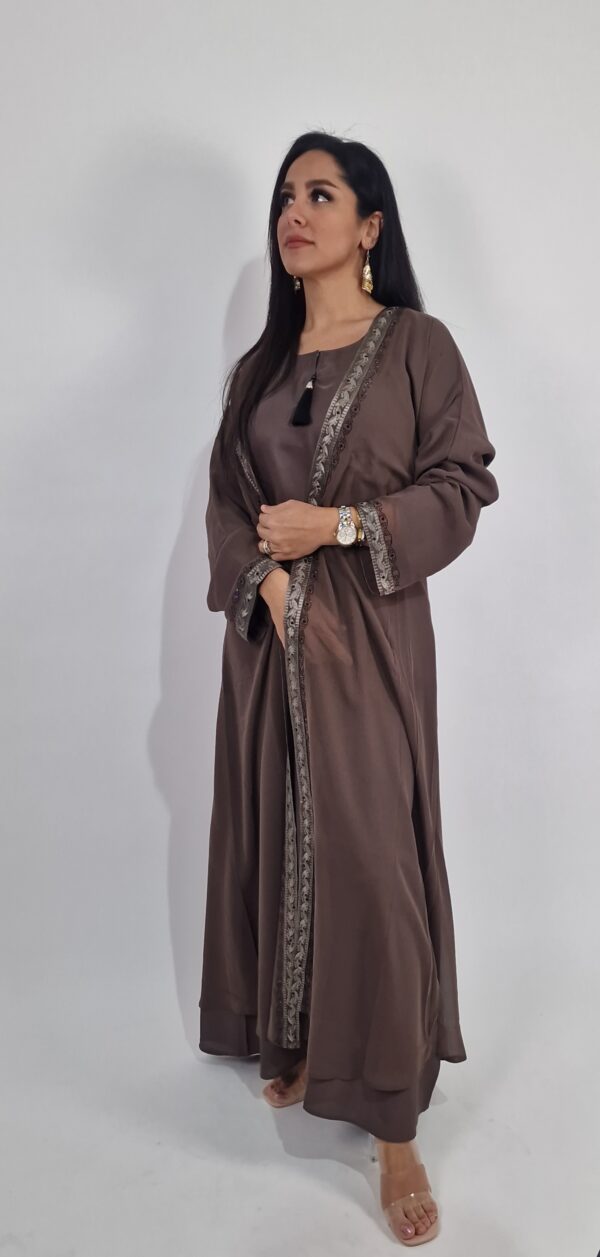 Chiffon shrug Abaya - Image 4