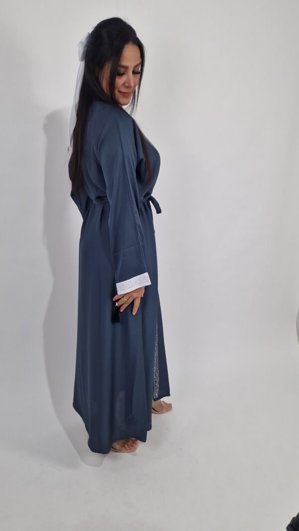 Blue&White Zoom nida Abaya - Image 8