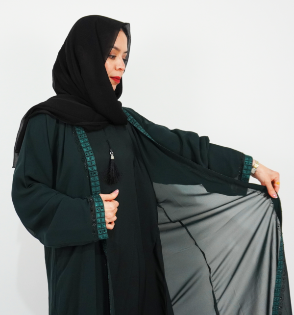 Chiffon shrug Abaya - Image 9