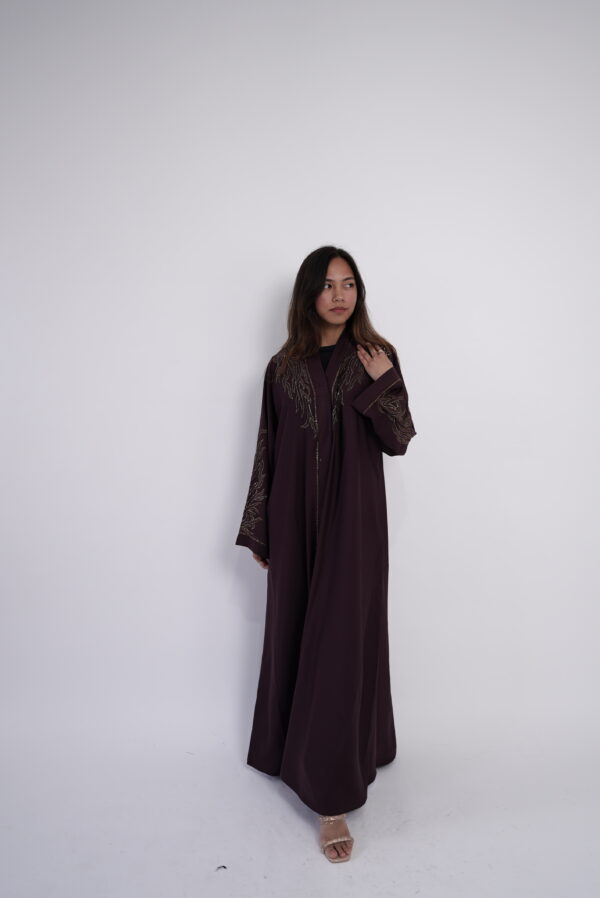 Emerald Grace – Embroidered Abaya - Image 5
