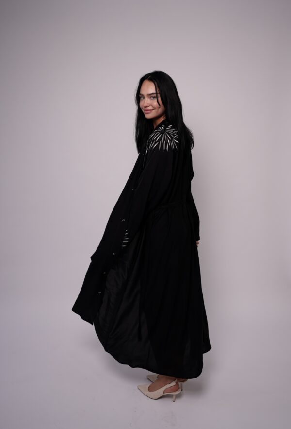 Noir Élan – Black Embroidered Abaya - Image 9