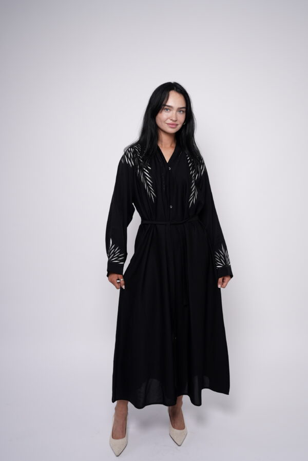 Noir Élan – Black Embroidered Abaya - Image 4