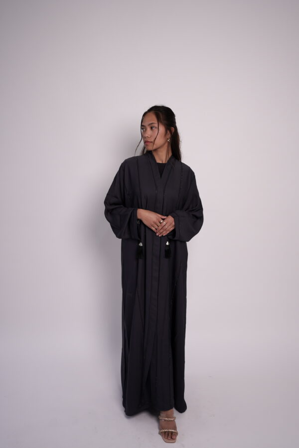 Haya Deep Flow Abaya - Image 2