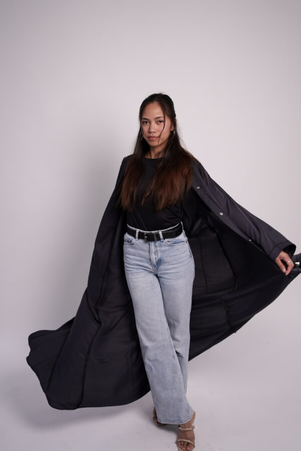Haya Deep Flow Abaya - Image 10