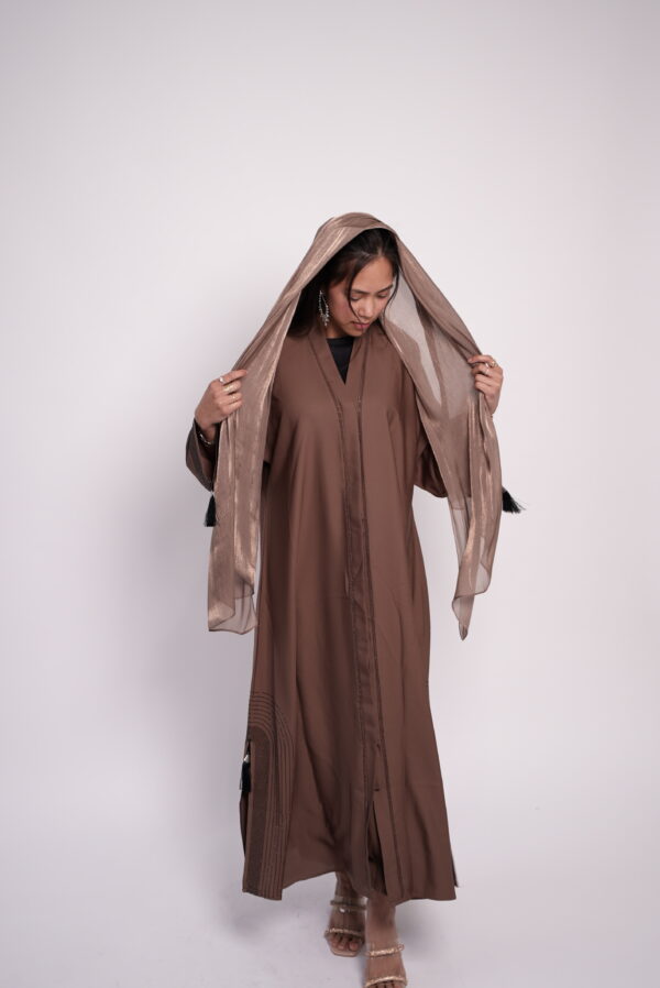 Amira Glow Abaya - Image 3