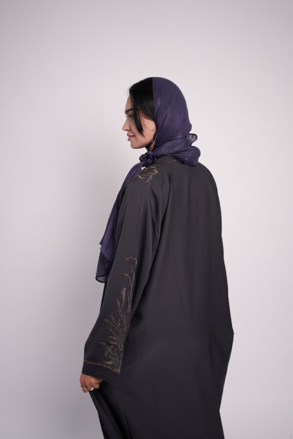Emerald Grace – Embroidered Abaya - Image 12