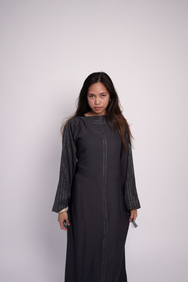 Noor Luxe Abaya - Image 2