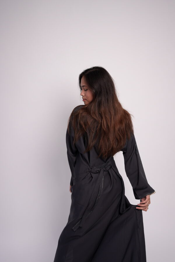 Noor Luxe Abaya - Image 8