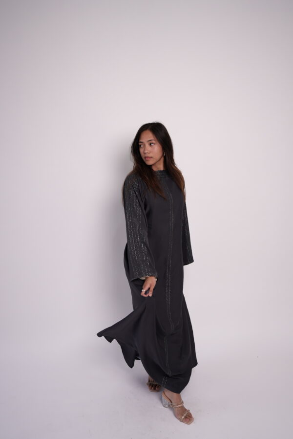 Noor Luxe Abaya - Image 4