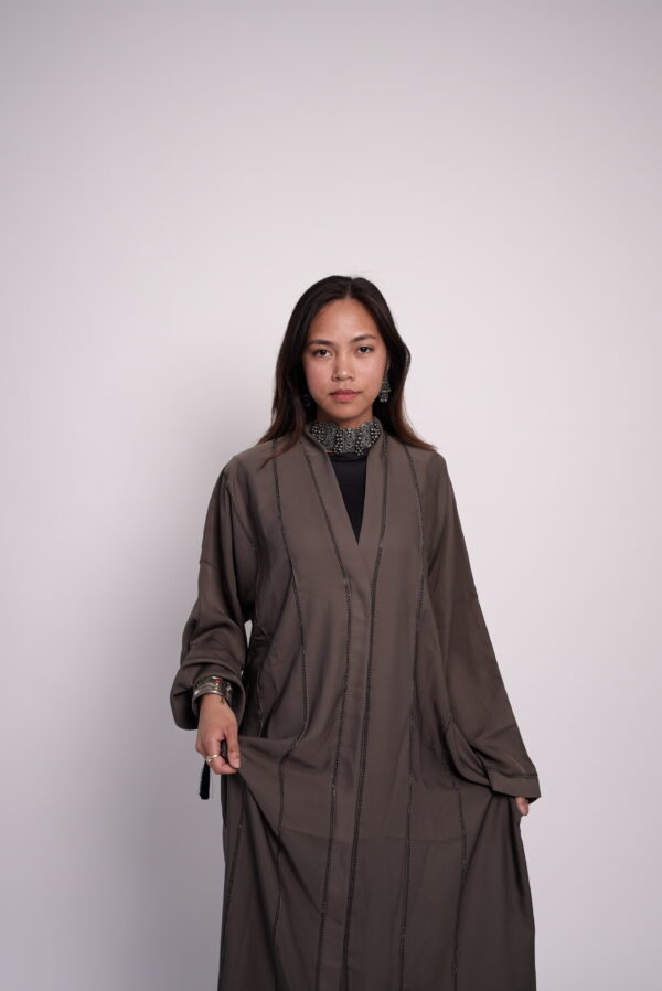 Haya Deep Flow Abaya - Image 3