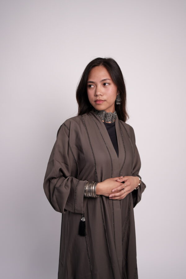 Haya Deep Flow Abaya - Image 7
