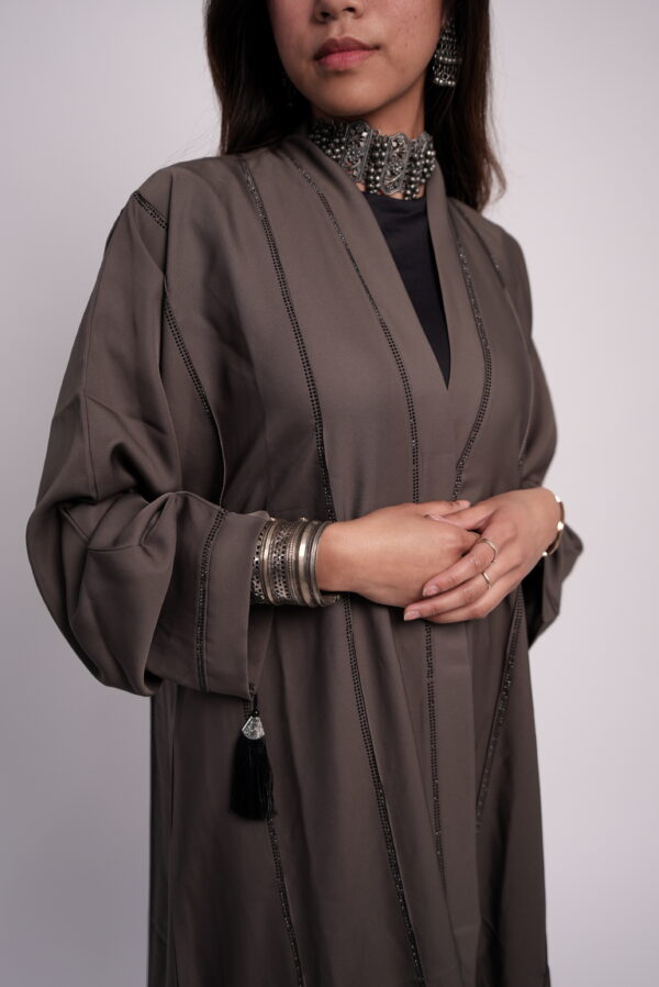 Haya Deep Flow Abaya - Image 9