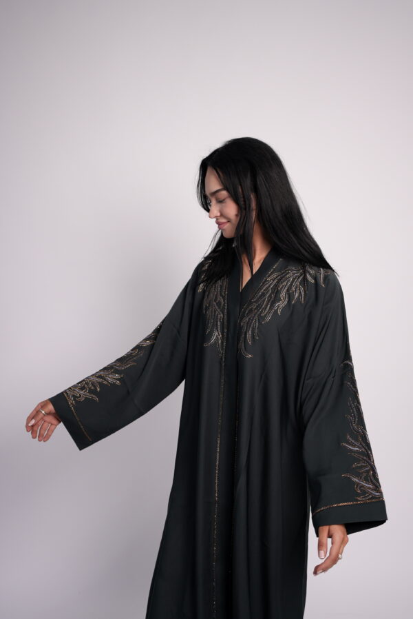 Emerald Grace – Embroidered Abaya - Image 4