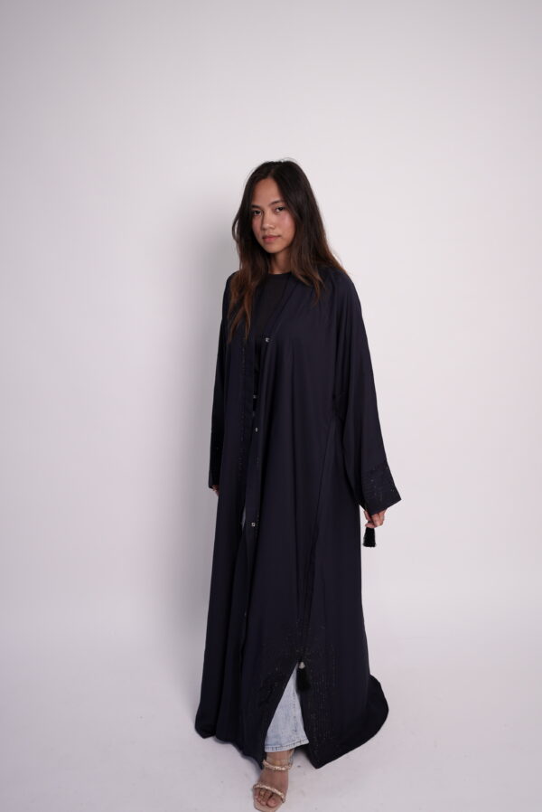 Amira Glow Abaya - Image 4