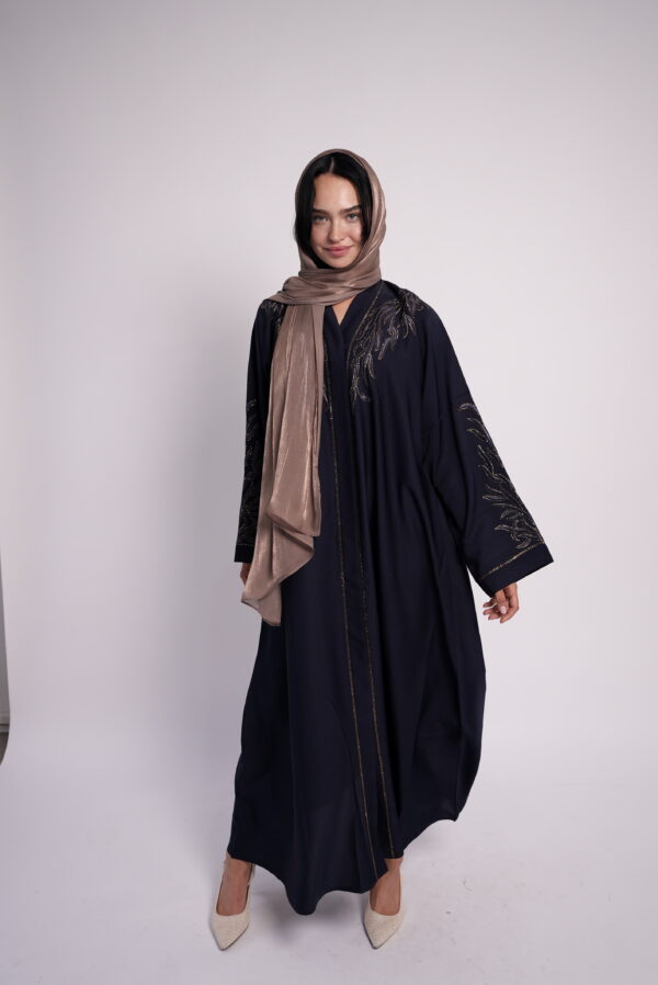 Emerald Grace – Embroidered Abaya - Image 7