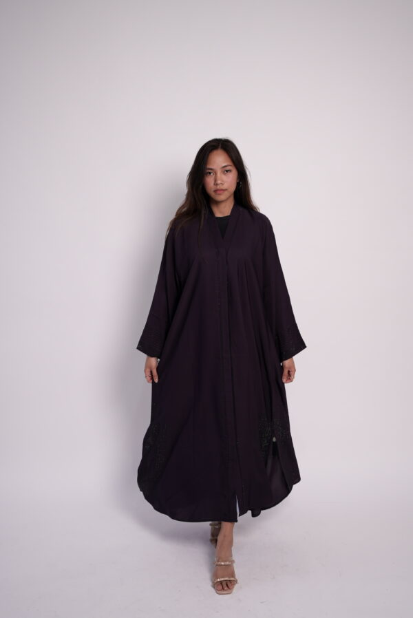 Amira Glow Abaya