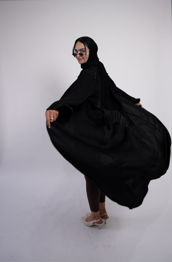 Zahra Bloom Abaya - Image 7