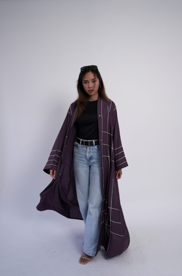 Metro Noir Abaya - Image 5