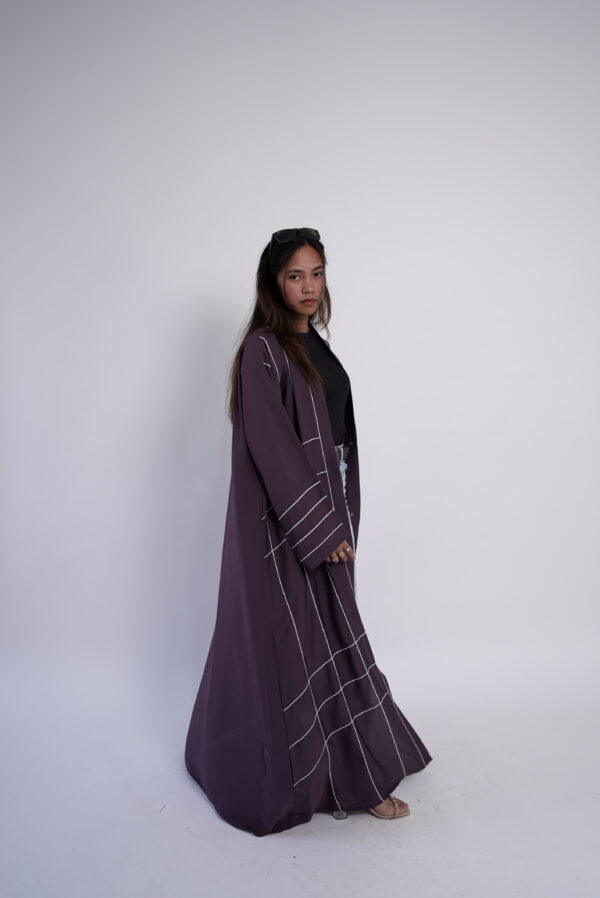 Metro Noir Abaya - Image 6