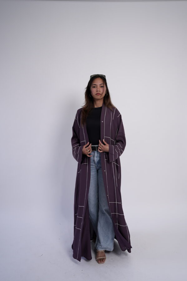 Metro Noir Abaya - Image 7