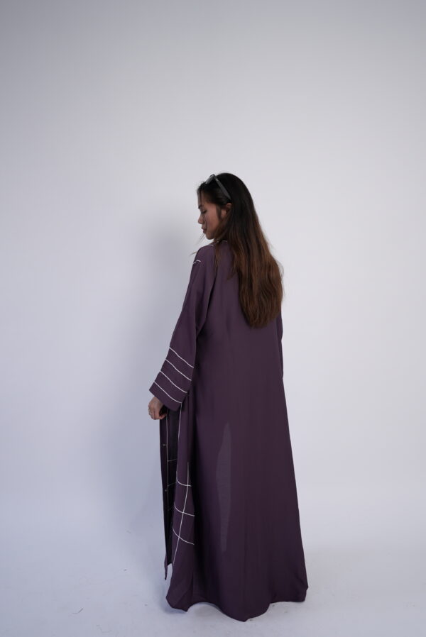 Metro Noir Abaya - Image 10